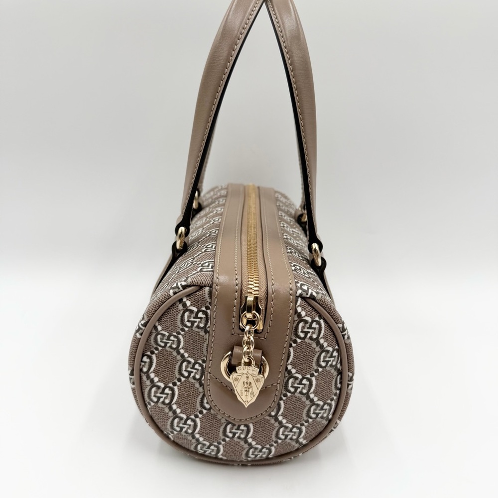 Gucci GG Small Shoulder Bag - Picture 2 of 8